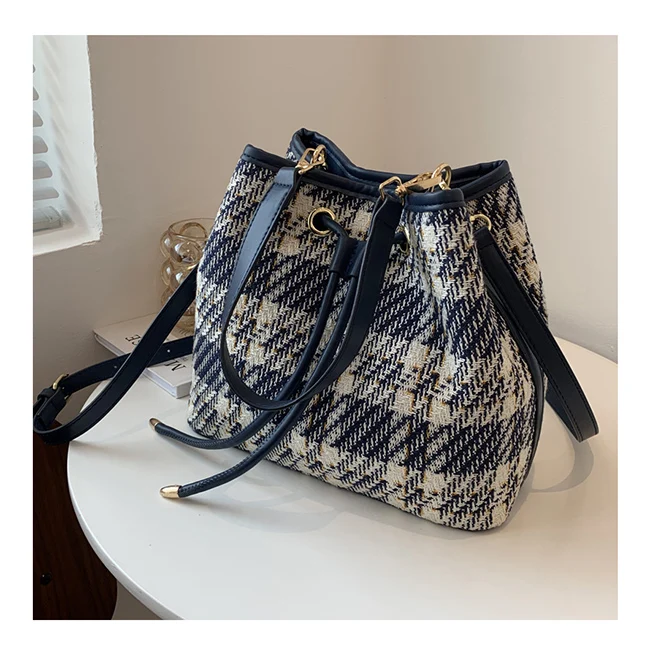 

Office Ladies Large Capacity 2021 Canvas Bucket Shoulder Messenger Purses Fashion Luxury Women Handbags Designer Bags For Girls