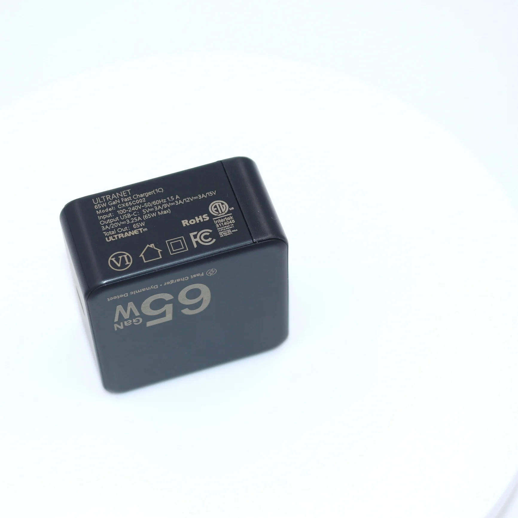 

Hot large capacity portable 65W new design charger for mobile phone oraimo fast charger 65w gan charger