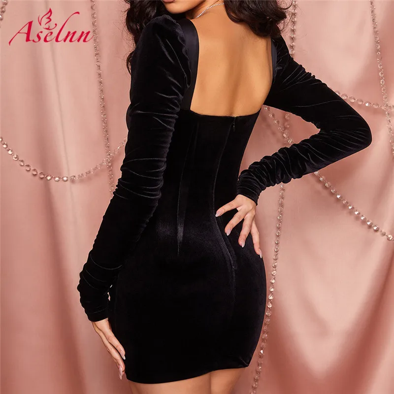 

Aselnn Women Sexy Low Cut Ruched Dress Black Long Sleeve Square Collar Backless Metal Buttons Dress Mini party dress