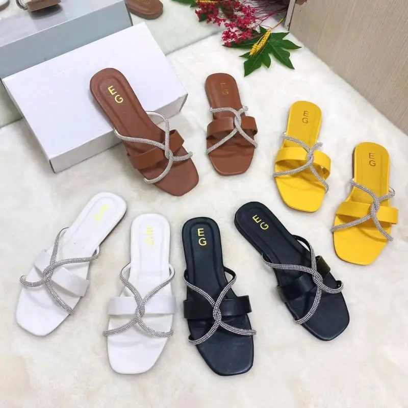 

2021 European&American summer hot sale women's shoes fashion solid color fancy diamond flat outdoor slippers, Four colors or customized