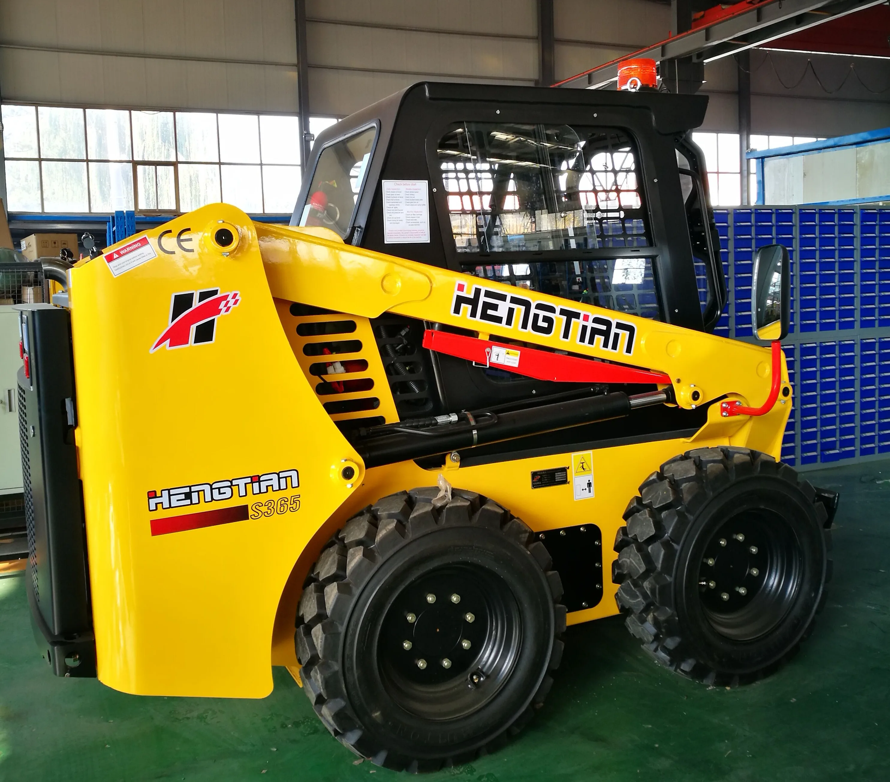 skid steer loader  (1).jpg