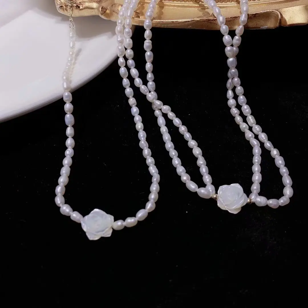 

Jachon Retro elegant flower pendant fresh water pearl necklace, As picture