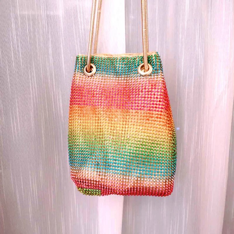 

Free Shipping Large Capacity Lady Messenger Purse Elegant Gold Chain Rhinestone Colorful Bag Bucket Shoulder Bag Large Capacity