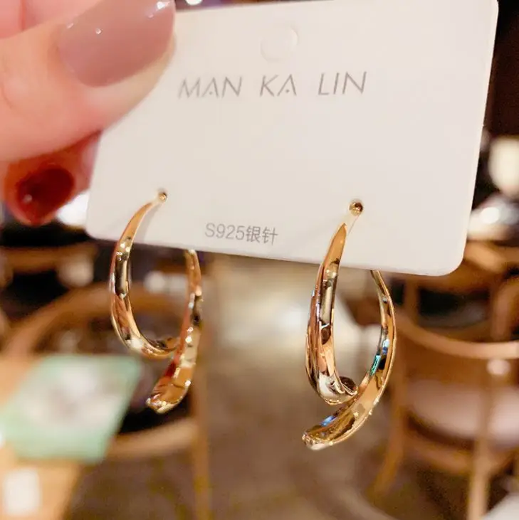 

S925 silver post metal earrings female design earrings personalized simple earrings