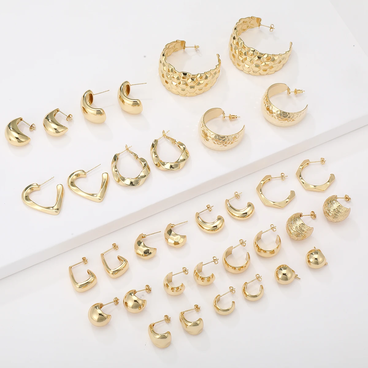 

Brass Chunky Designer Huggie Hoop Statement 14K Real Gold Plated Geometric Earrings Women 2022 Set Jewelry Popular Brands