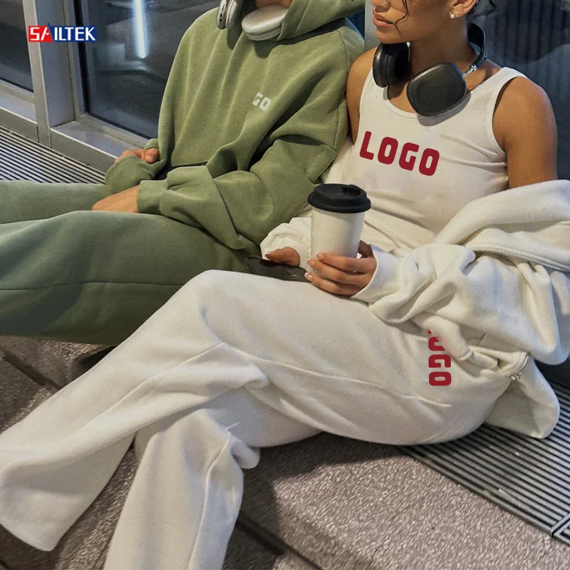 

2023 Women's clothing winter streetwear tracksuit sweatsuit set 3 piece jogger set women fleece custom women's sets