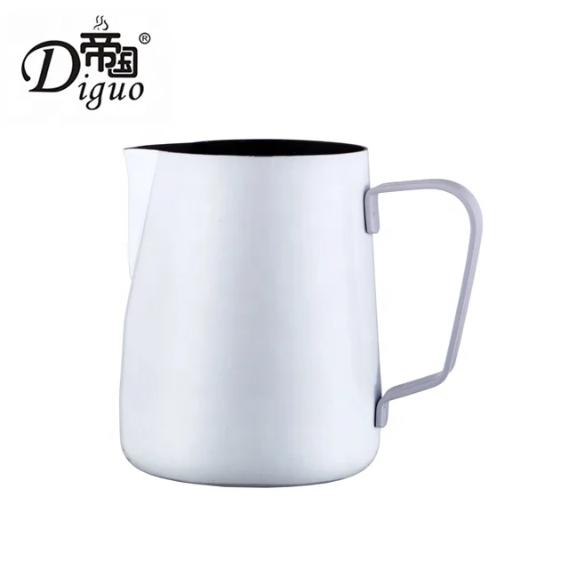 

Diguo 1000ml 35Oz Different Size White Color Olecranon Stainless Steel Pull Flower Espresso Milk Jug Garland Cup