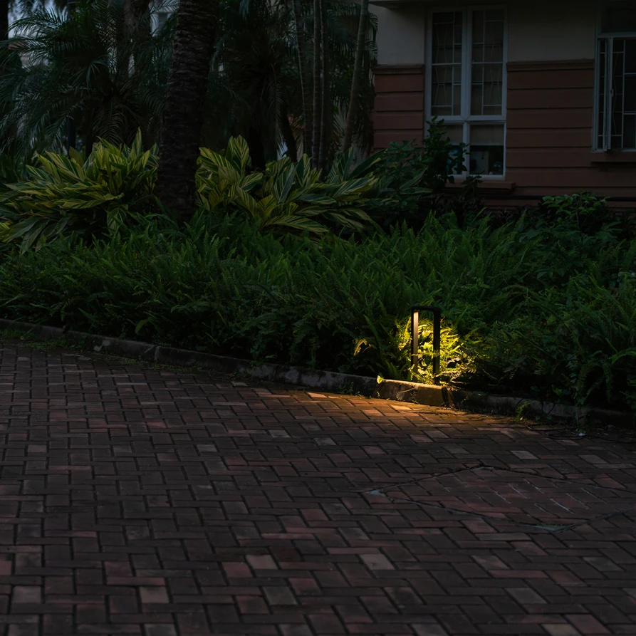 
2019 new products LED Lawn Light IP65 Outdoor light bollard Light 