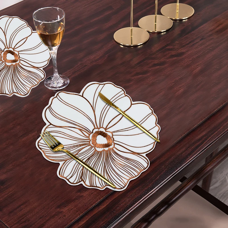 

Flower Irregular PVC Natural 6 Pcs Dining Room Table Mat