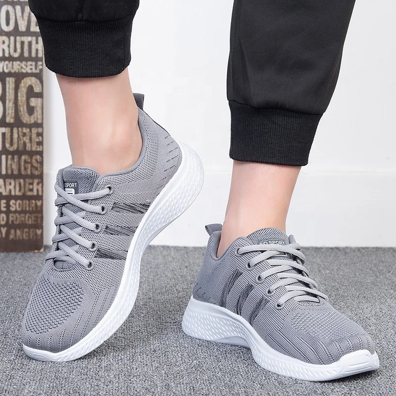 

2020 Cheap factory wholesale sport men shoes Comfortable latest fashion shoes