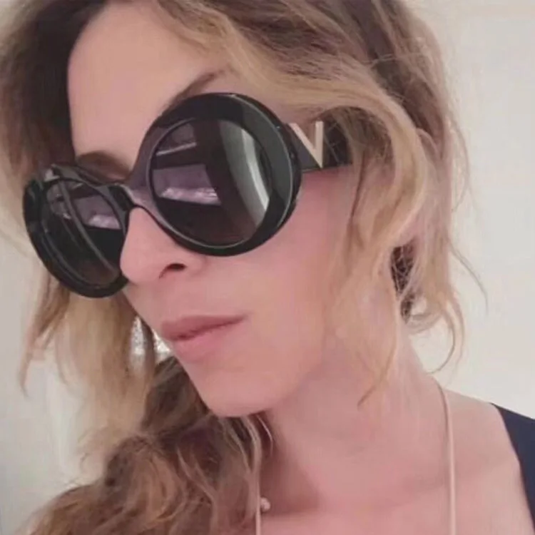 

2021 New Vintage Big Frame Eyewear Fashionable INS Fashion Stylish Oval Round UV400 Shades Sun Glasses Womens Sunglasses