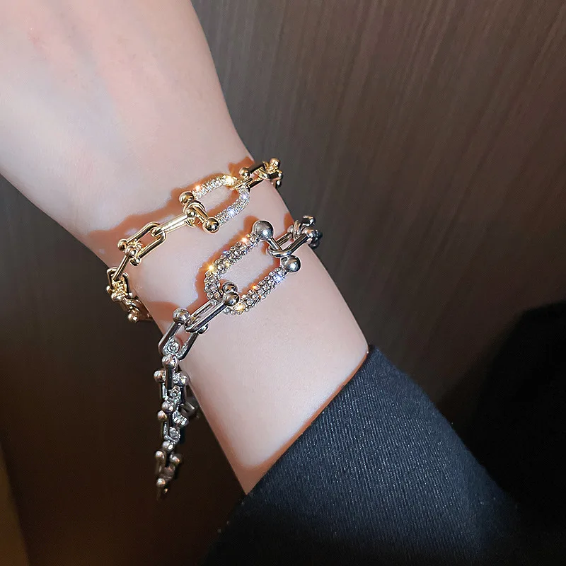 

Cool Style Baroque Metal Texture Micro-Inlaid Zircon Chain Hip Hop U Shackle Clasp Bracelet