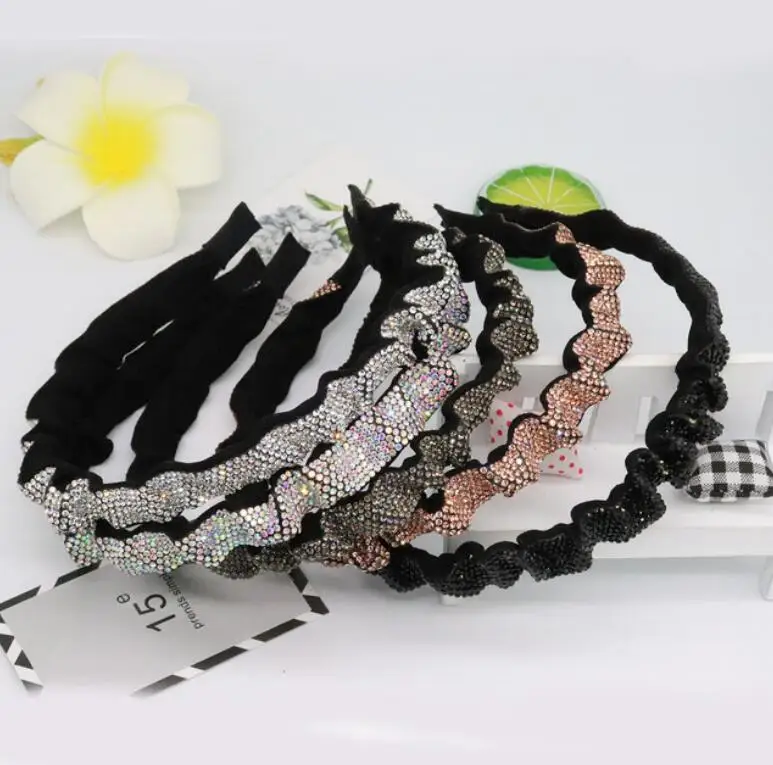 

Trend Designer Summer Crystal Hair Accessorize Full Drill Wrinkle Rhinestone Headband Women Rainbow Color Wide Edge Hairband, Picture shows