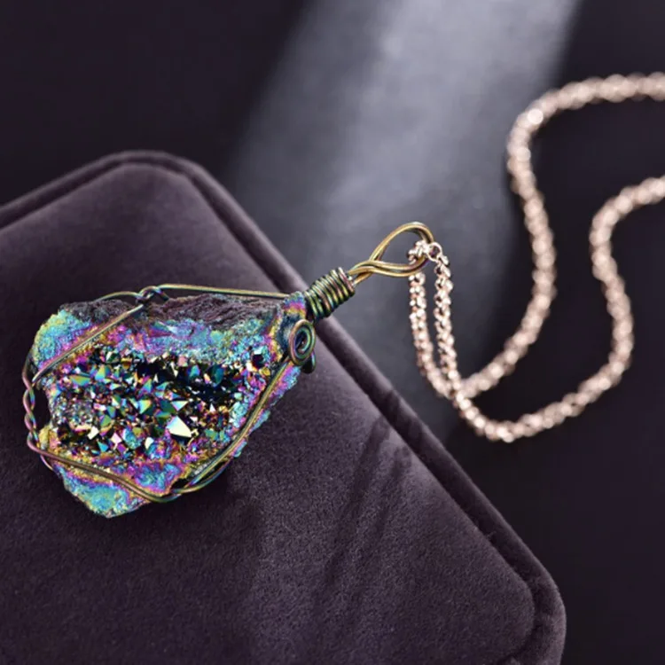 

New Fashion Natural Crystal Druzy Statement Natural stone Gemstone Cluster Pendant Necklace Women