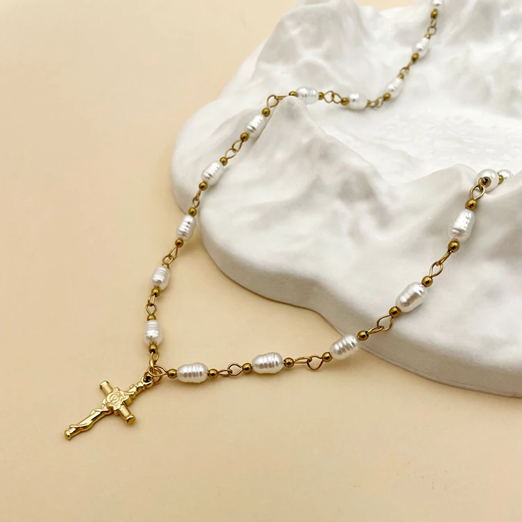 

Y183 Wholesale Collier En Acier Inoxydable PVD 14k Gold Plated Pearl Chain Gold Cross Necklace Women Fashion Jewelry Necklaces