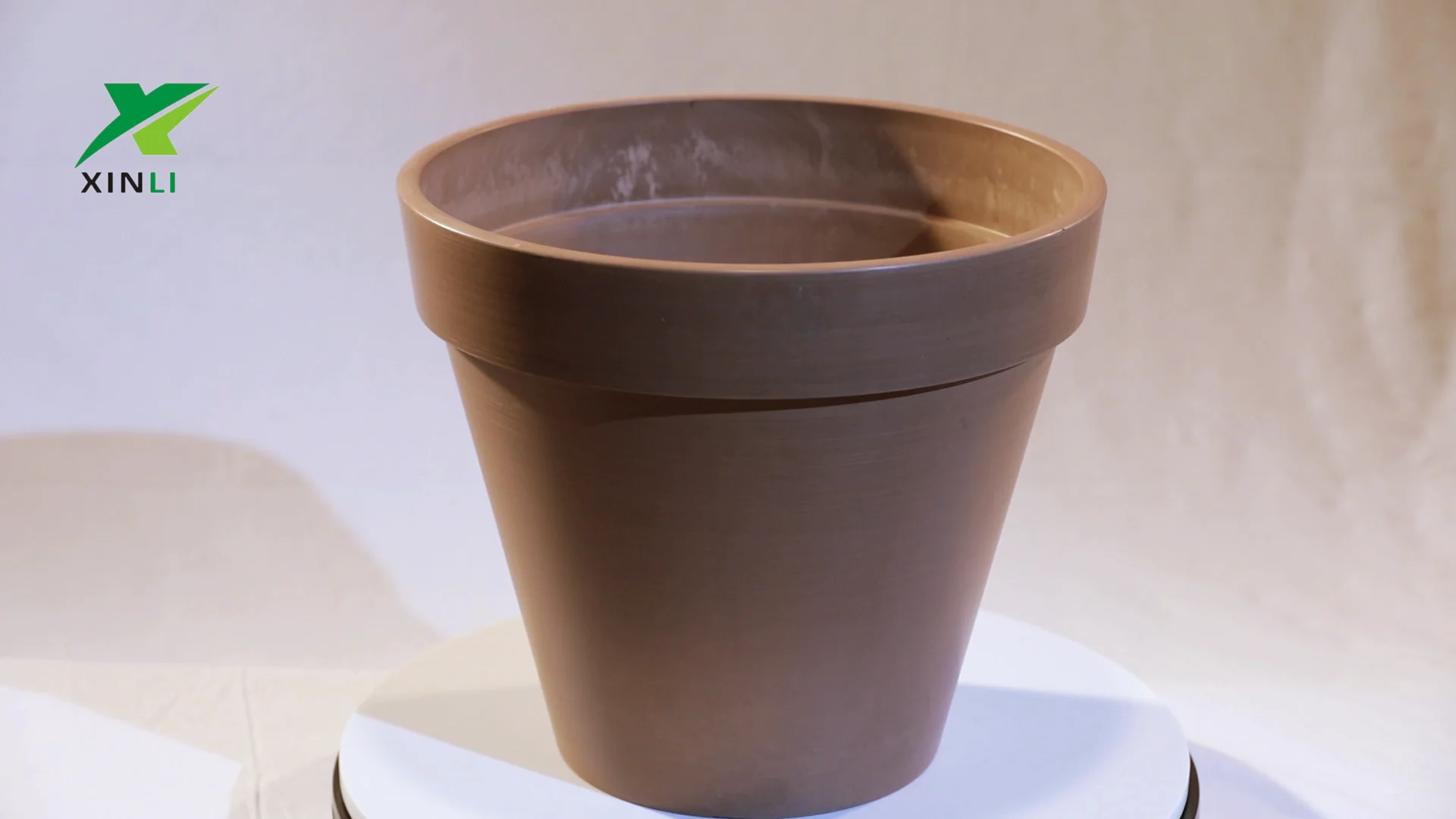 Decorative China Outdoor Small Big Plant Pot Sale Large Indoor Plastic