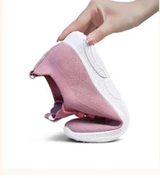 

Factory Price New Balance Sport Shoes Men Fashion Design Pink Sneaker