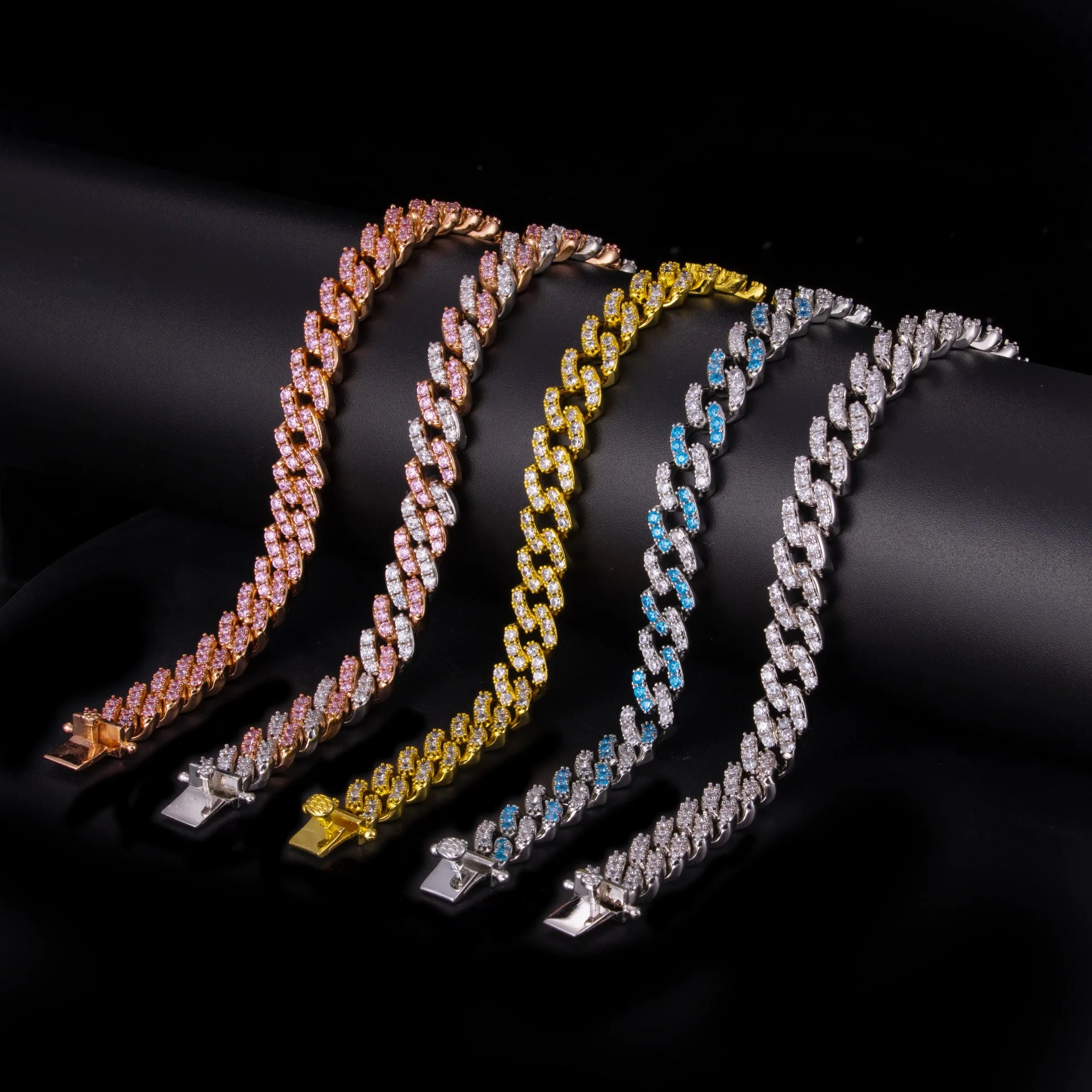 

Zircon Color Cuban Chain Trendy Men's Style Diamond Hip Hop Bracelet, Photo