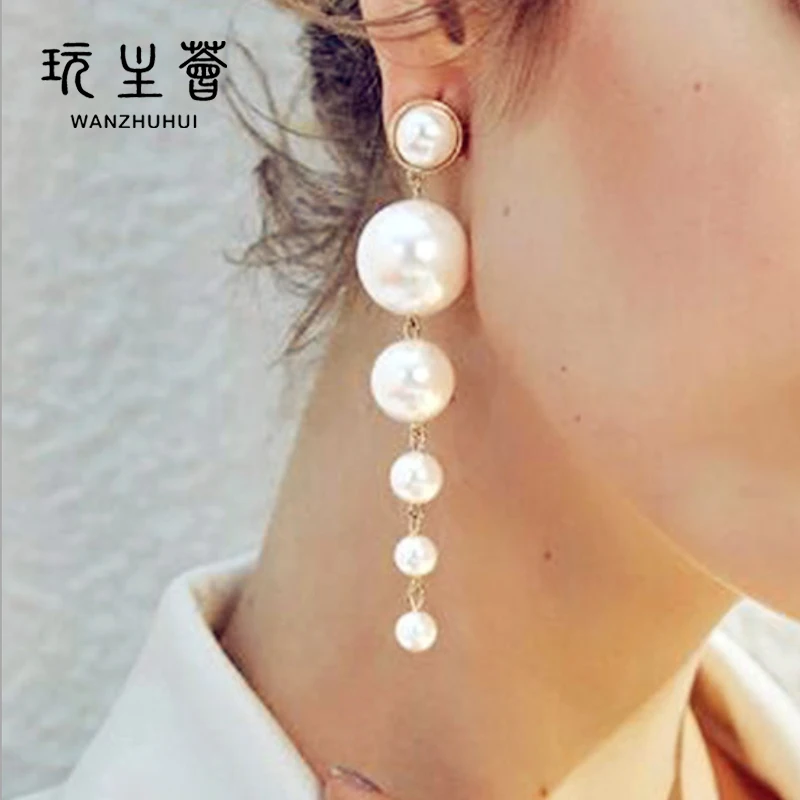 

hot European and American style long imitation pearl pendant ladies fashion gift queue Classic