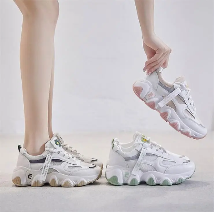 

D94015 daddy shoes women 2020 spring new breathable student shoes women Harajuku Korean sports shoes women increased