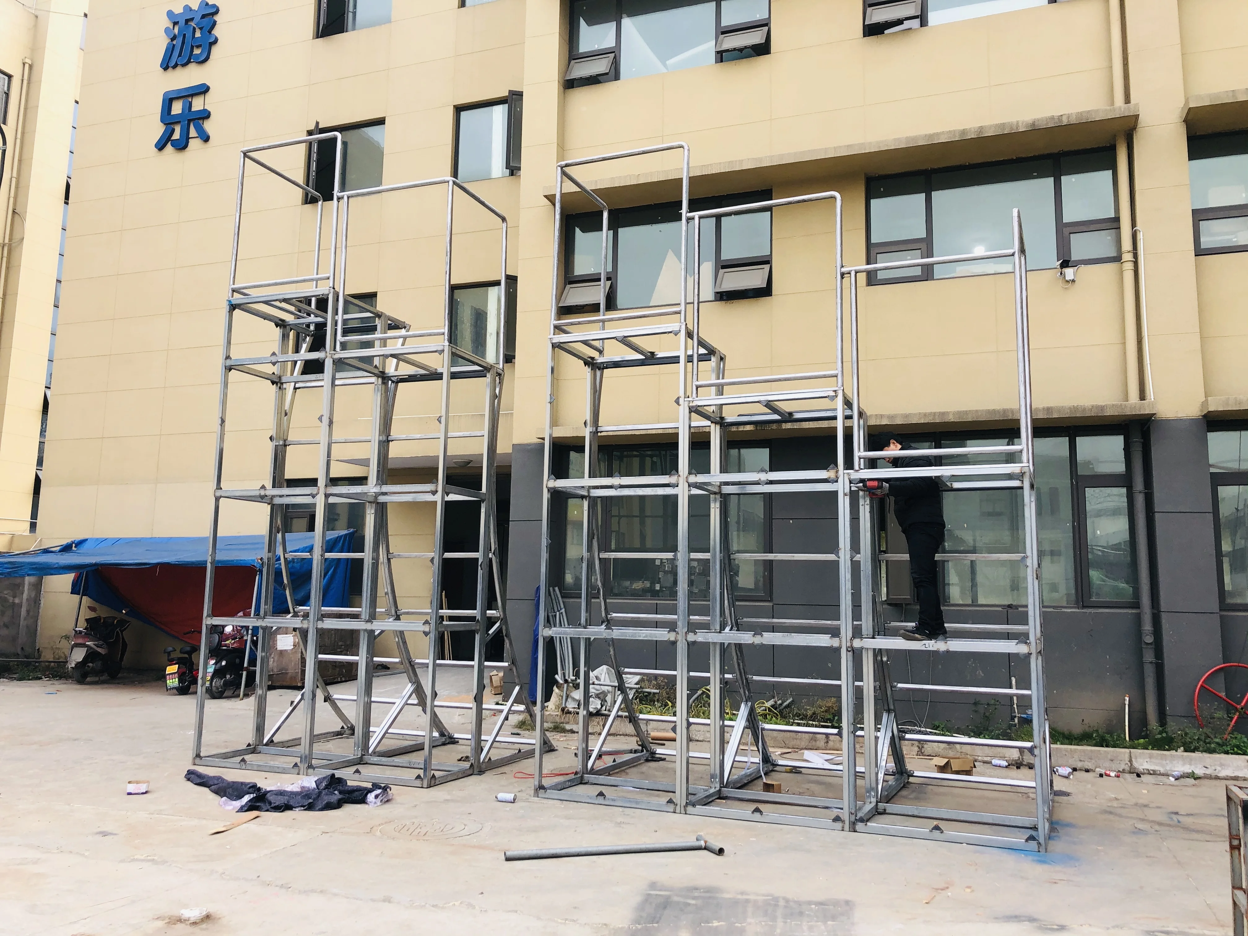 
Professional new design commercial challenge roller coaster indoor zipline outdoor equipment for sale 