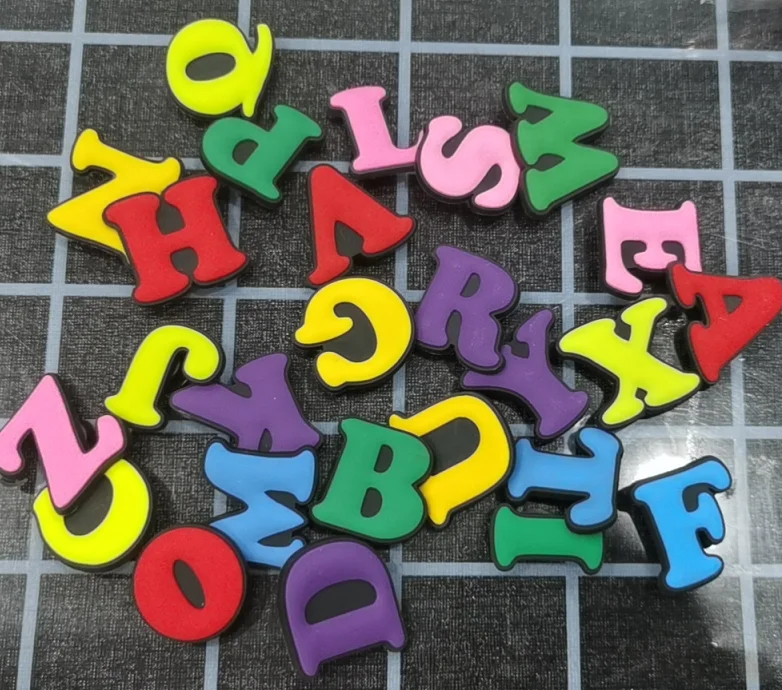 

26 English Letters PVC Jibitz Different Shoes Charms Shoes PVC Letters Decoration Wristband Bracelet Jibitz for Croc