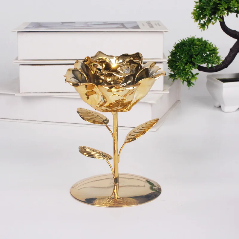 

wholesale Christmas day fashion ceramic golden and silver flower shape candle holder for Luxury home Wedding table decoration