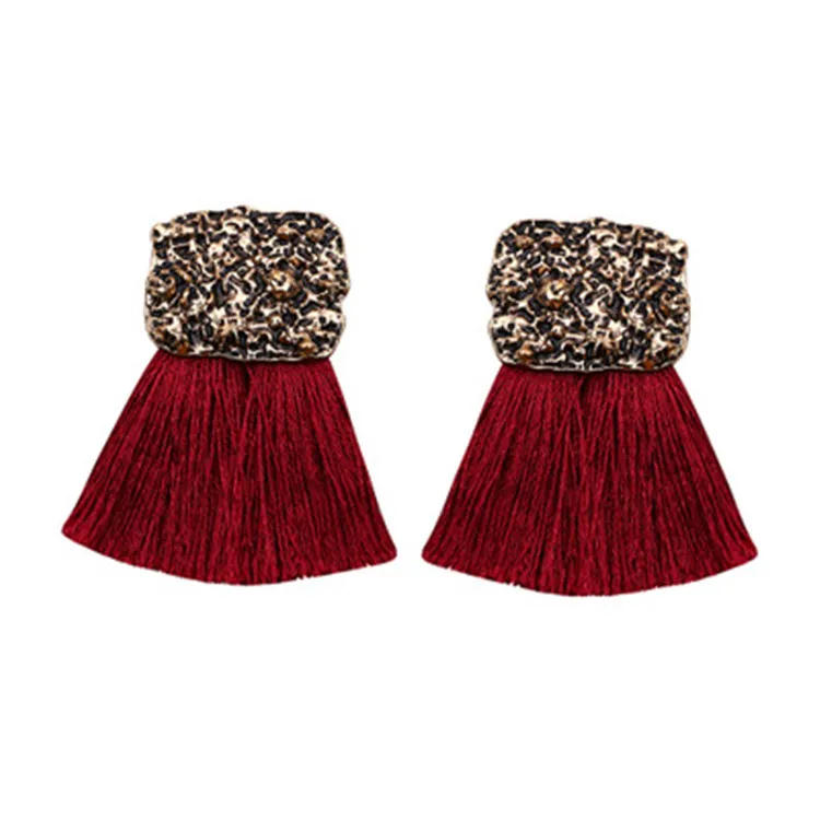 

Wholesale 2020 Exaggerated Ethnic Cotton Thread Tassel Stud Earrings for Women Boho Fashion Jewelry Gift