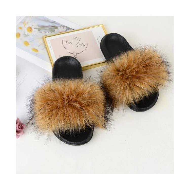 

Springsummer And Autumn Sandals Flat-bottomed Fashion Tendon Soles Comfortable Open-toed Fake Hair Slippers