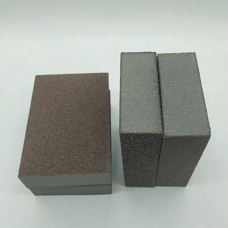 新厨房使用清洁海绵烧烤烧烤石