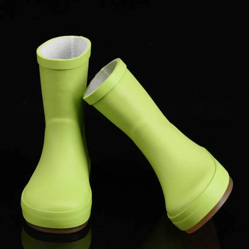 Kids light up gumboots Clearance