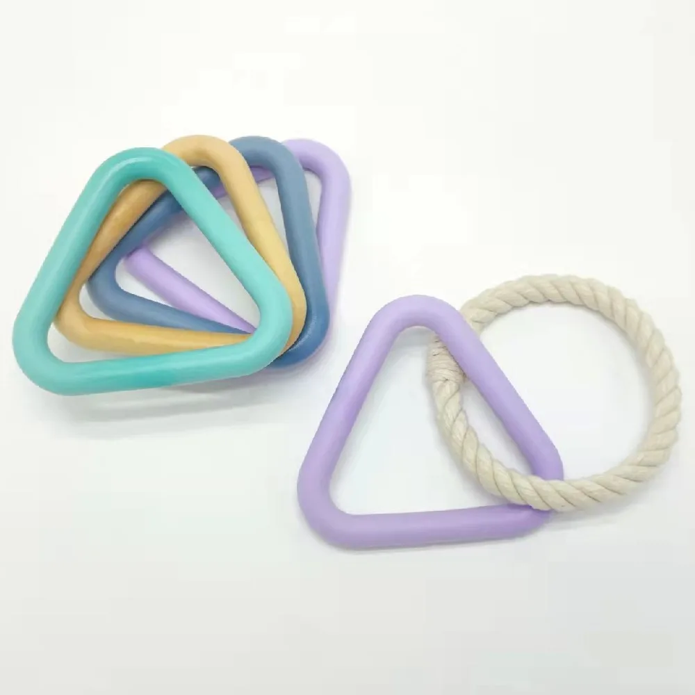 

Dog Tug Toy TPR Triangle Shaped Toys Tough Chew Pet Toys New Design 2022