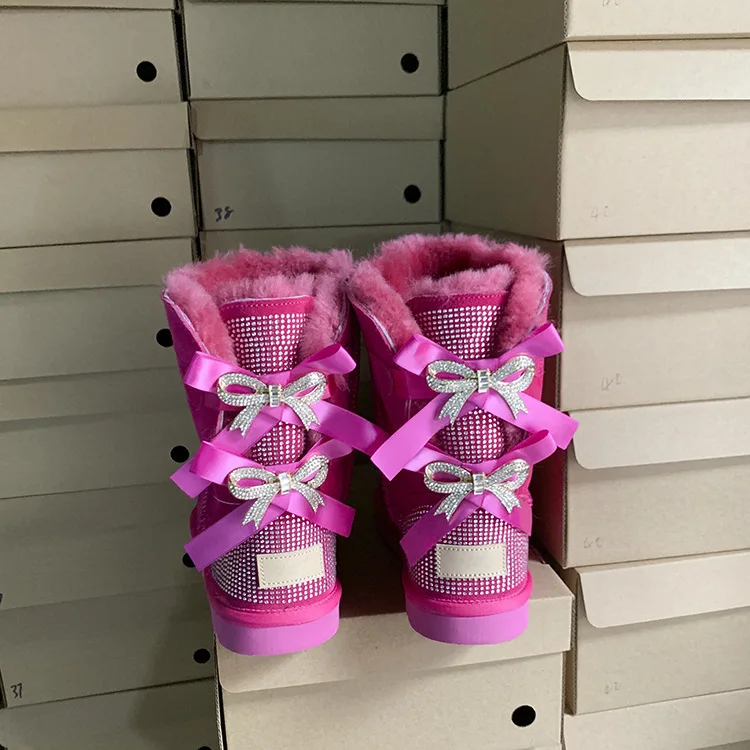 

Uggging Rhinestone Designer Luxury Two Bow shoes with box famous brands uggh custom Winter Outdoor Snow Boots For Women student, As pictures show or customized