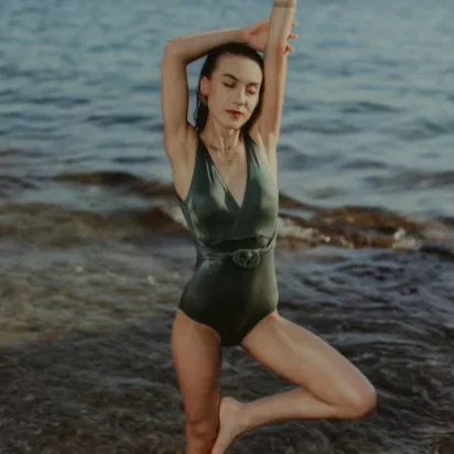 Custom New Bathing Suit Classical Green Swim Wear Bikini Swimwear Women One Piece Swimsuit Nylon Spandex