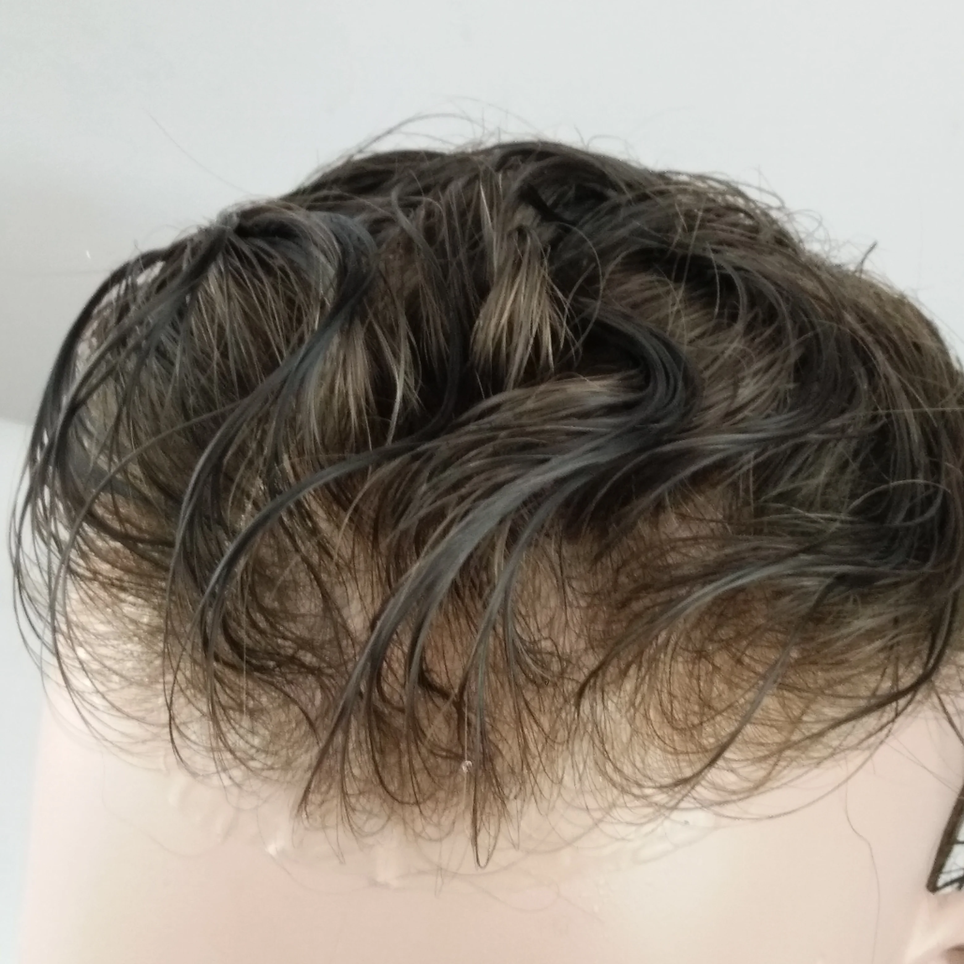 

Natural looking ultra thin skin V-loop human hair prosthesis for men