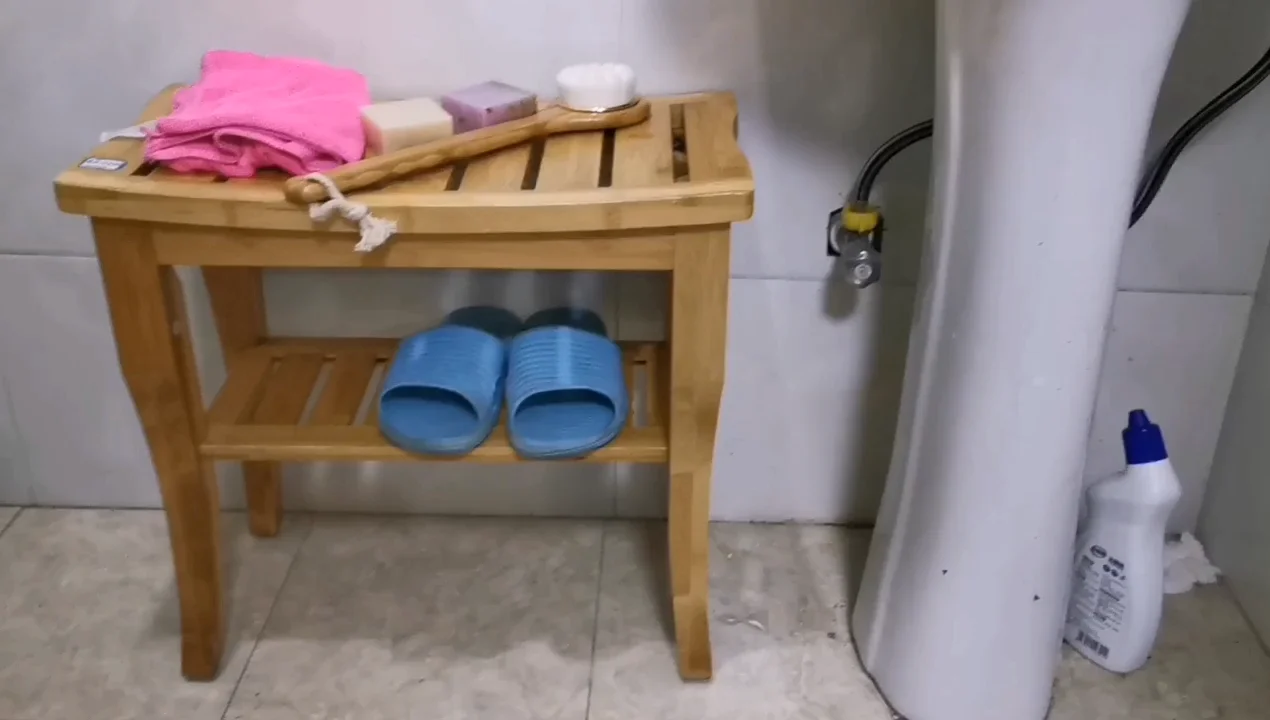 UHA Eck-Duschhocker Aus HDPE – Höhenverstellbare Duschbank Mit Ablage, Rutschfeste Füße, Wasserdicht (Blau)
