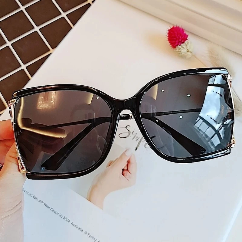 

2021 New Vintage Gradient Black Bamboo Sunglasses For Women 2021 Luxury Brand Oversize Square Red Leopard Sun Glasses Female, Custom colors