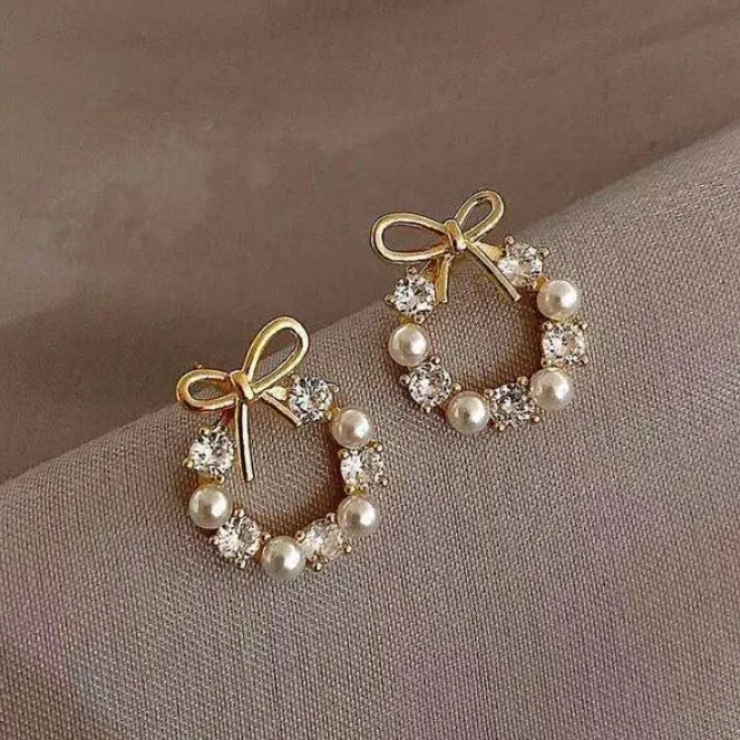 

trendy fashion bow crystal earing flower gold