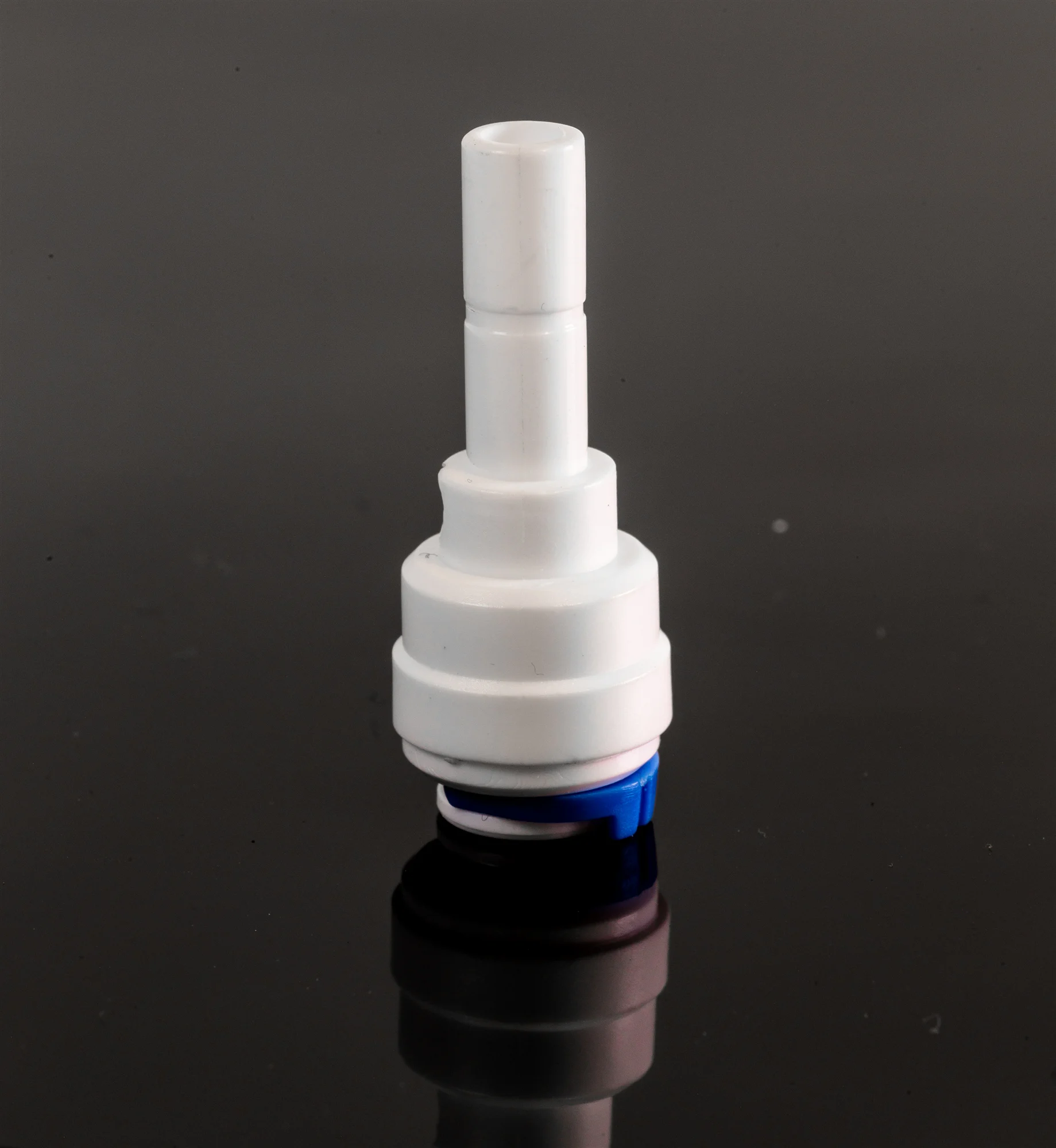 
Quick fitting elbow stem plug in push connector used for RO system 