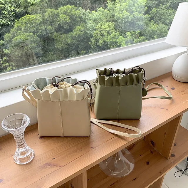 

All-Match PU Crossbody Shoulder Bag Vertical Small Square Bag With Skirt Drawstring Pleated Bag, Green, beige