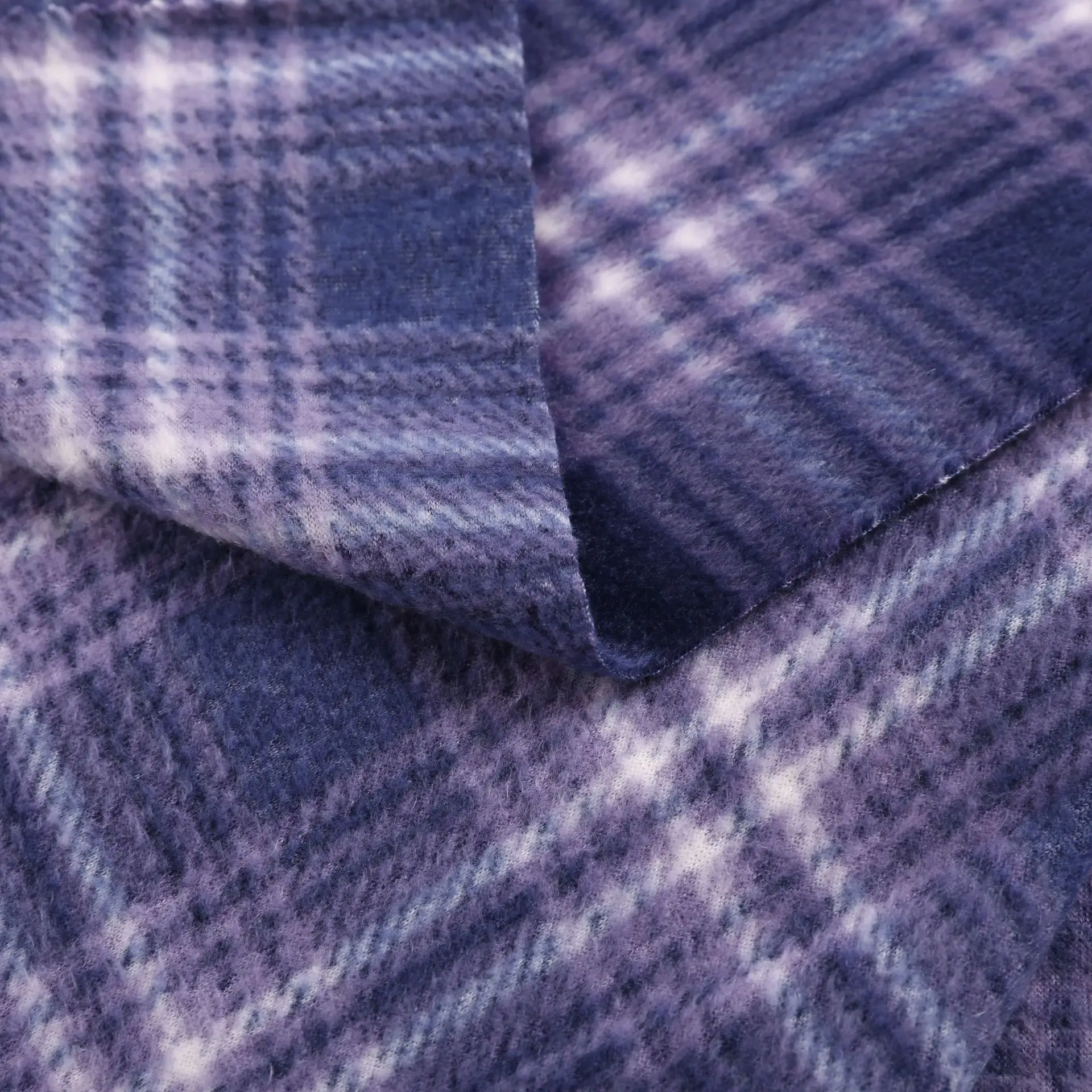

Custom Color Dyed Fleece Check Plaid Coat Fabric Micro 97% Polyester 3% Spandex Knitted Anti Pilling Polar Fleece Fabric