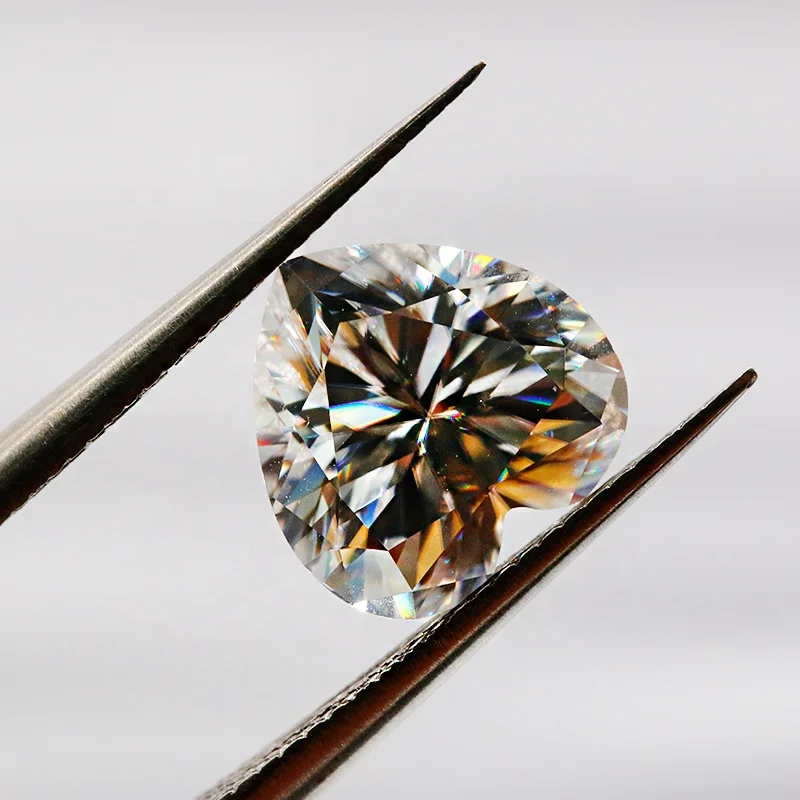 

White Synthetic Loose Diamond 1ct 2ct 3ct VVS Heart Cut Moissaite