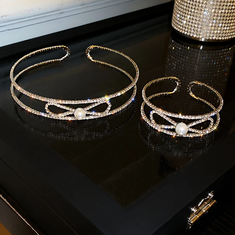 

2021 fashion hollow bow crystal necklace women