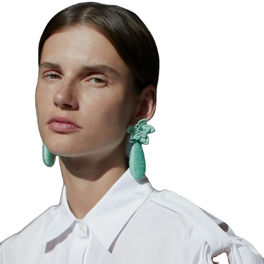 

Hot Selling Personality Hand-woven Flower Beads Earrings Exaggerated Earrings Female Earrings