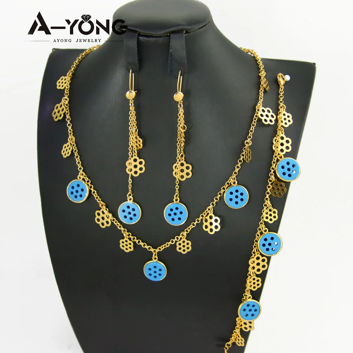 

Factory Prices Hollow Plum Blossom Jewelry Sets Christmas Jewelry Set 24k Gold Plated Dubai