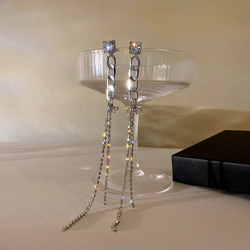 

fashion trendy long crystal chain dangle earrings