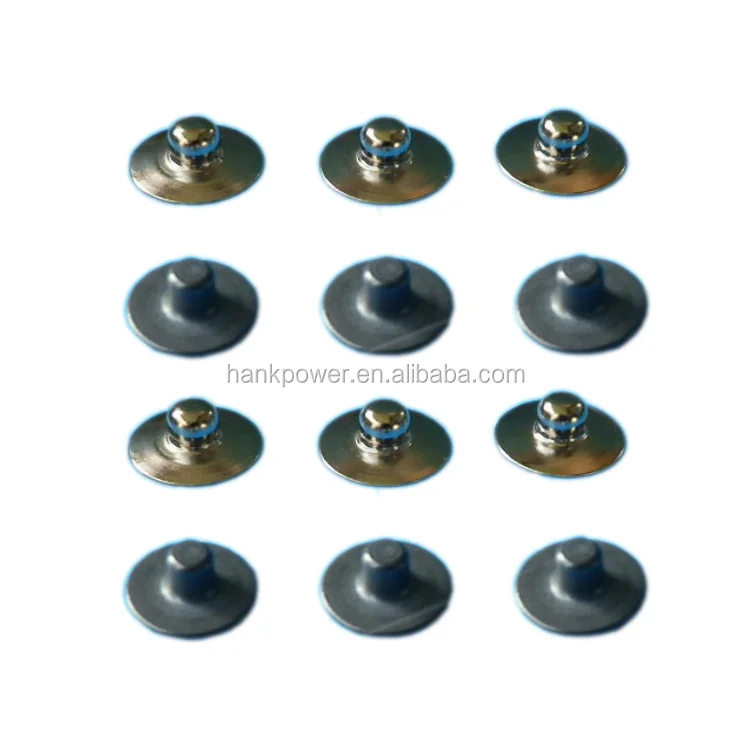button-stud-02.png
