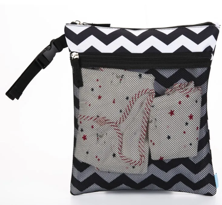 

Custom reusable hanging zipper waterproof cloth nappy baby dry wet diaper bag with mesh pocket, Customized