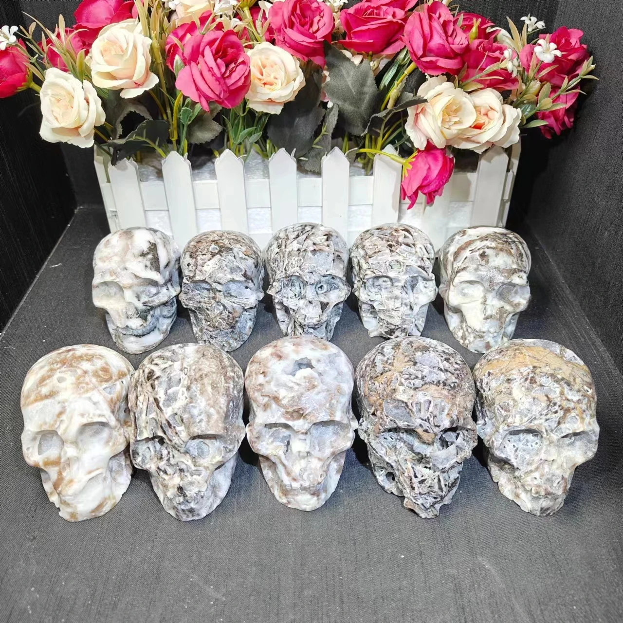 

Hand Carved Wholesale Natural Crystal High Quality Sphalerite Skull Crystal Carving For Home Decoration