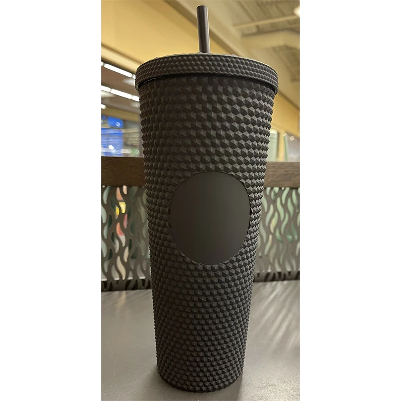 

2020 Amazon Hot Sale 24OZ Double Wall Matte Plastic Bulk Studded Tumbler Grid Pineapple Cup